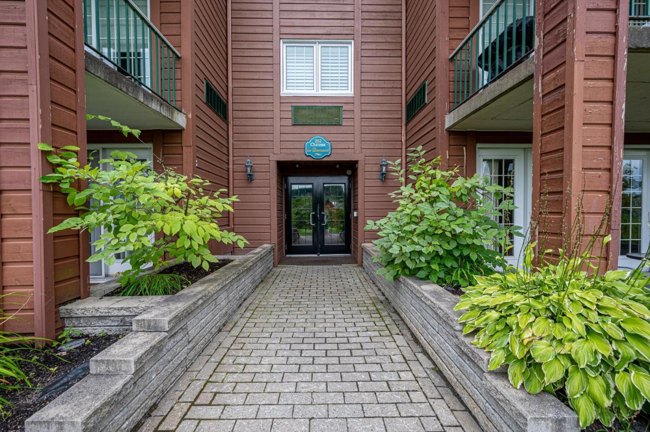 Le Domaine Chambre D'Hotel A Saint-Sauveur Exterior photo